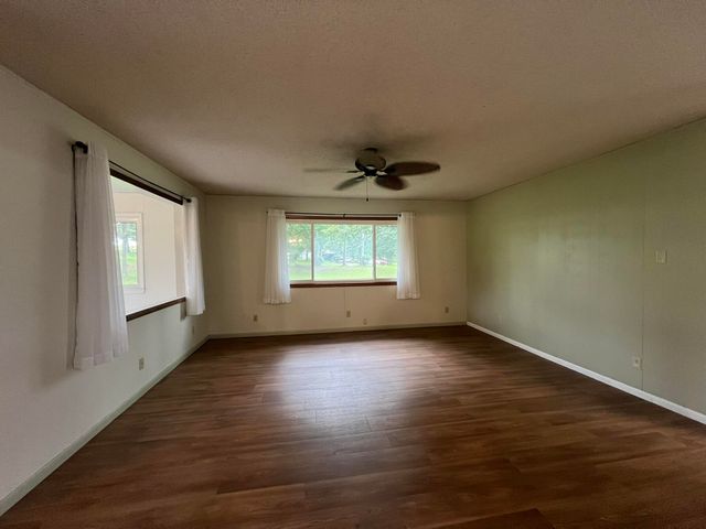 5089 County Road 4610, Pomona, MO 65789