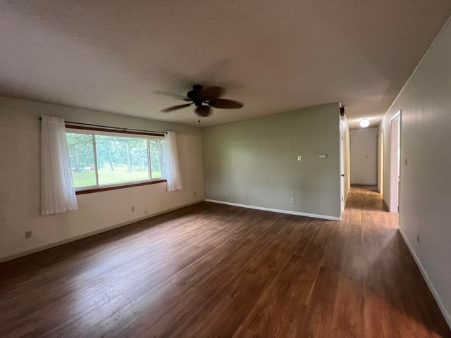 5089 County Road 4610, Pomona, MO 65789