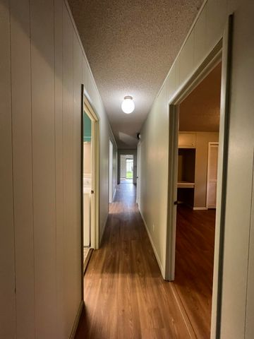 5089 County Road 4610, Pomona, MO 65789