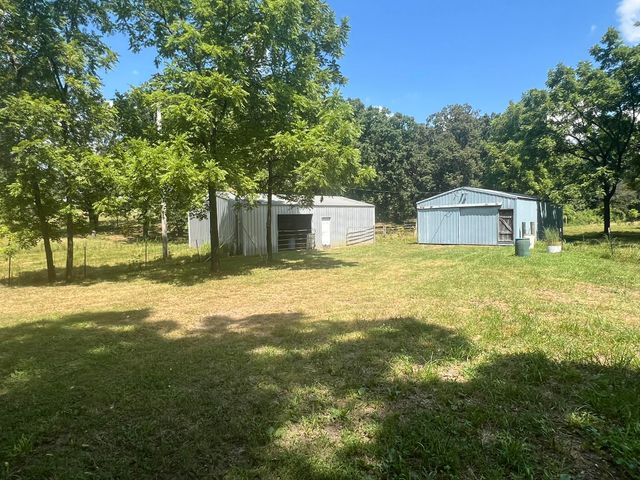 5089 County Road 4610, Pomona, MO 65789