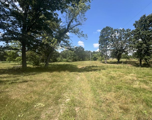 5089 County Road 4610, Pomona, MO 65789