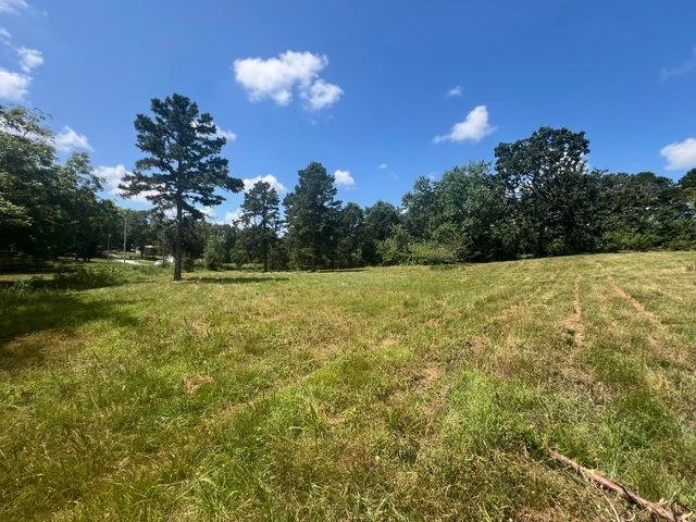 5089 County Road 4610, Pomona, MO 65789