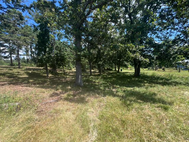 5089 County Road 4610, Pomona, MO 65789