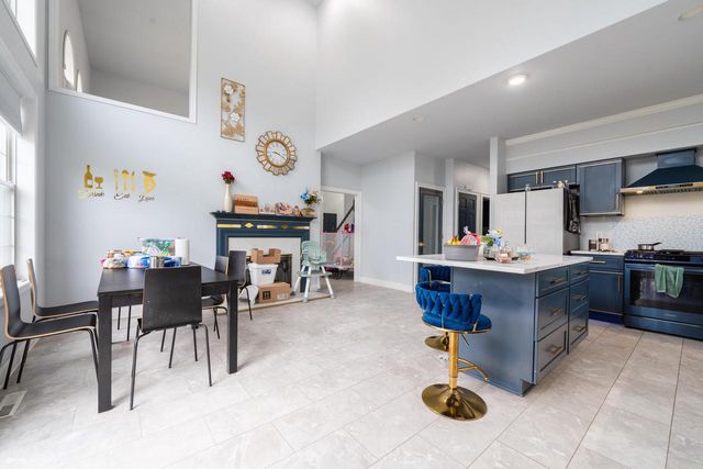 N103W14660 Hawkeye COURT, Germantown, WI 53022