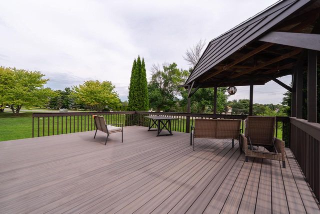 N103W14660 Hawkeye COURT, Germantown, WI 53022