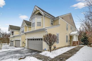 40 Cornwall Lane, Middletown, NY 10940