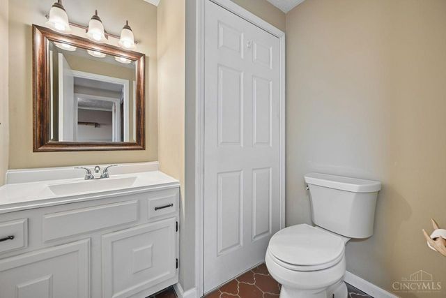 3760 Dust Commander Drive, Fairfield Twp, OH 45011