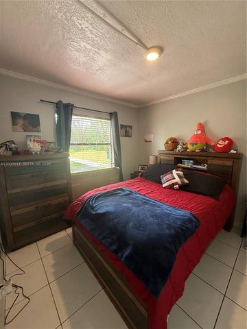 9716 Hammocks Blvd 101, Miami, FL 33196