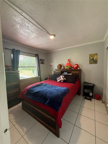 9716 Hammocks Blvd 101, Miami, FL 33196