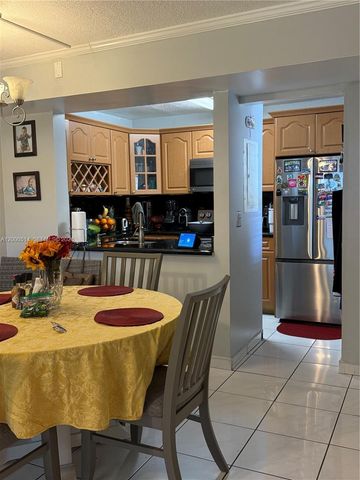 9716 Hammocks Blvd 101, Miami, FL 33196