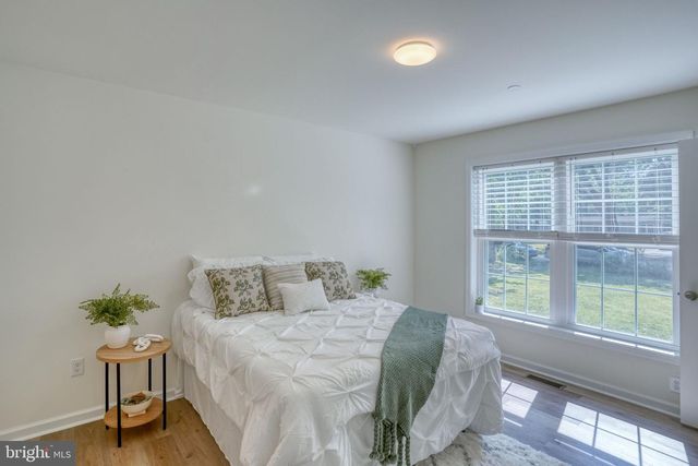 240 MERGANSER DR, Chestertown, MD 21620