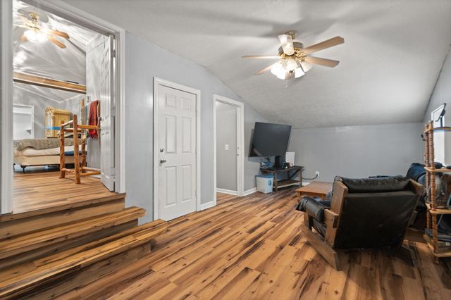 1429 Brush Creek Road, Clay City, KY 40312