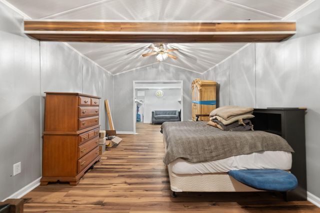 1429 Brush Creek Road, Clay City, KY 40312