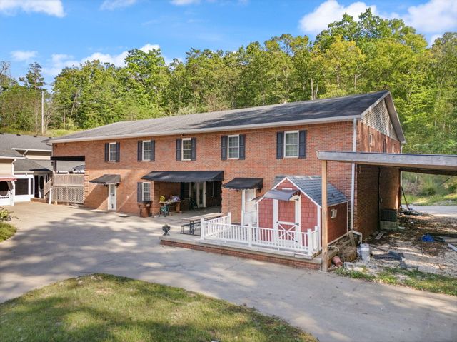 1429 Brush Creek Road, Clay City, KY 40312