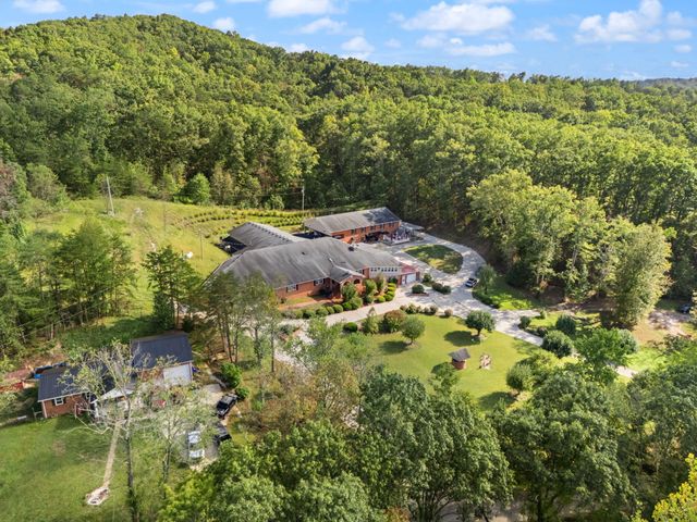 1429 Brush Creek Road, Clay City, KY 40312