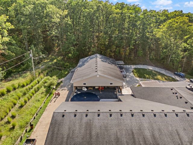 1429 Brush Creek Road, Clay City, KY 40312