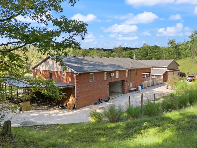 1429 Brush Creek Road, Clay City, KY 40312