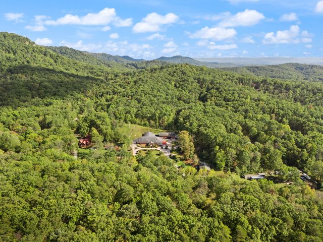 1429 Brush Creek Road, Clay City, KY 40312