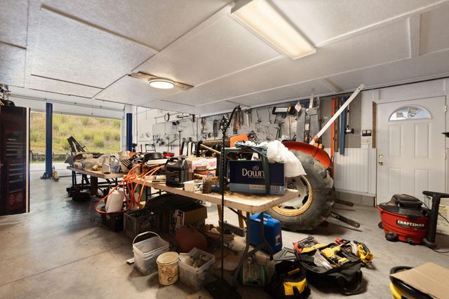 1429 Brush Creek Road, Clay City, KY 40312