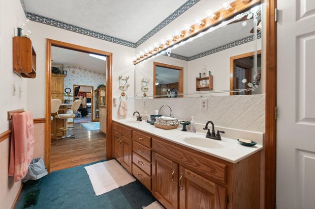 1429 Brush Creek Road, Clay City, KY 40312