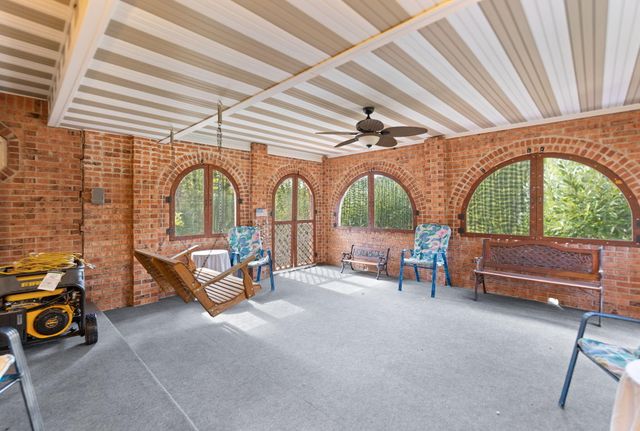 1429 Brush Creek Road, Clay City, KY 40312