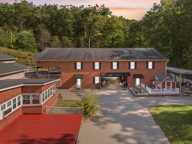 1429 Brush Creek Road, Clay City, KY 40312