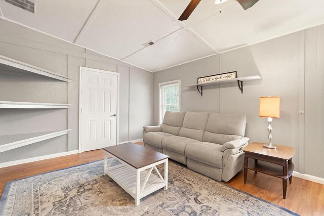 1429 Brush Creek Road, Clay City, KY 40312