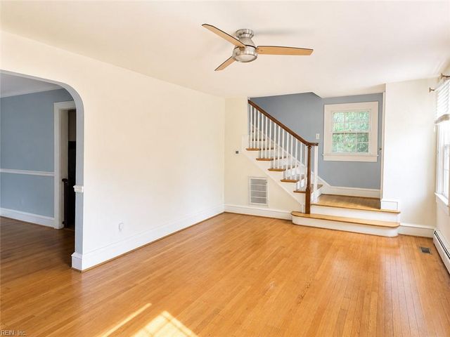 131 Shenandoah RD, Hampton, VA 23661