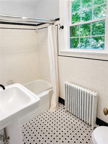 131 Shenandoah RD, Hampton, VA 23661