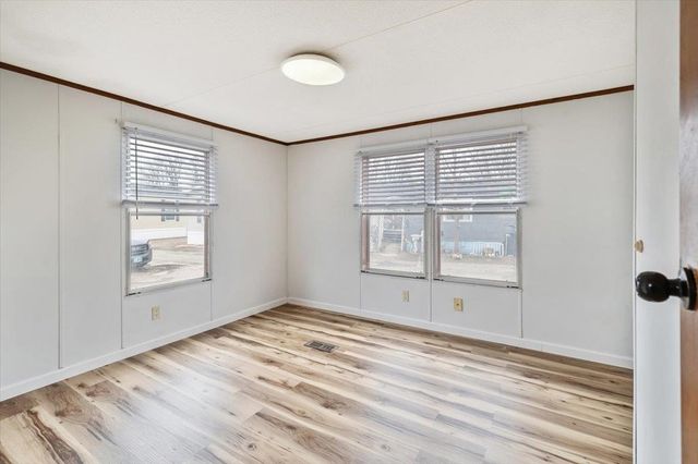 37 Avenue B, Burlington, VT 05408