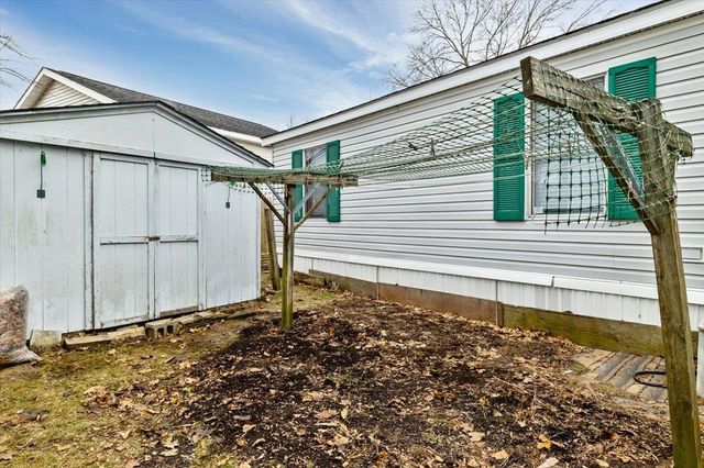 37 Avenue B, Burlington, VT 05408