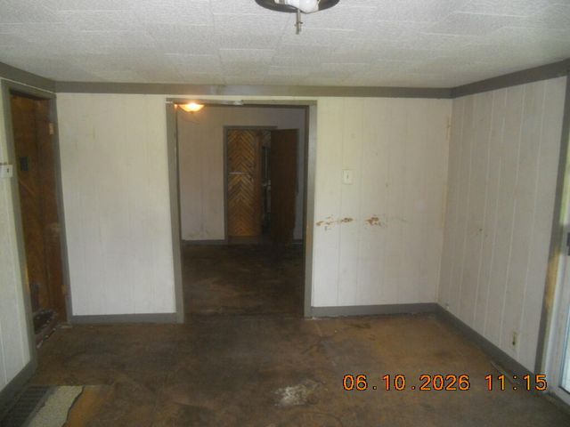 5616 118th Avenue, Fennville, MI 49408