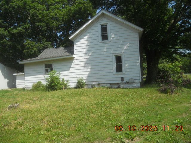 5616 118th Avenue, Fennville, MI 49408