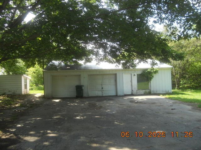 5616 118th Avenue, Fennville, MI 49408