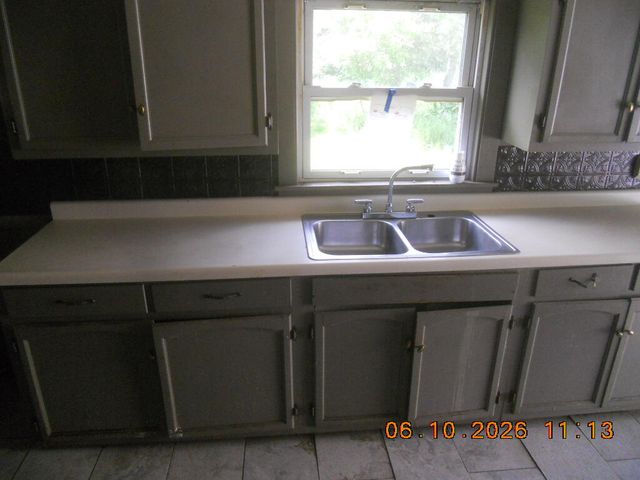 5616 118th Avenue, Fennville, MI 49408
