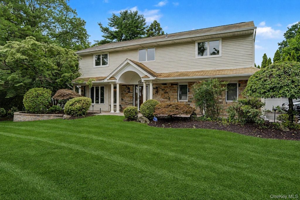6 Field Daisy Lane, East Northport, NY 11731 — photo 2