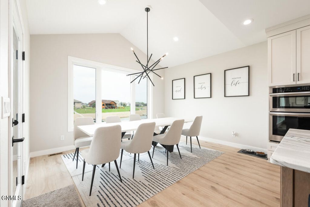 3305 Bay Shore Bend SE, Mandan, ND 58554 photo 15