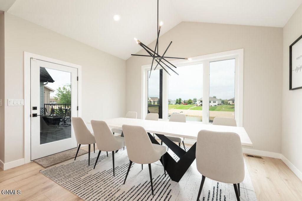 3305 Bay Shore Bend SE, Mandan, ND 58554 photo 16