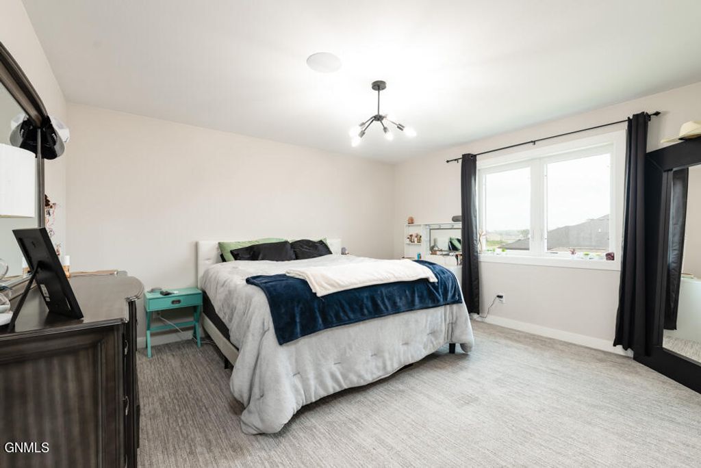 3305 Bay Shore Bend SE, Mandan, ND 58554 photo 35