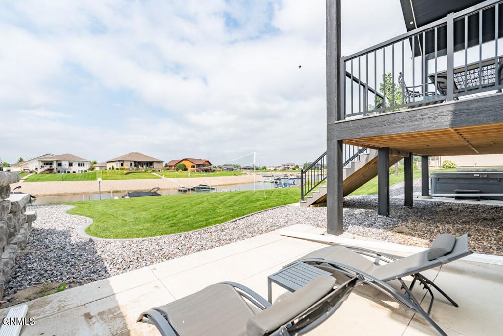 3305 Bay Shore Bend SE, Mandan, ND 58554 photo 65