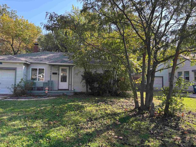 630 N Old Manor, Wichita, KS 67208