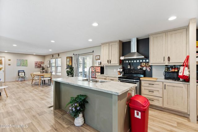 1480 Maco Road NE, Leland, NC 28451