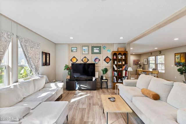 1480 Maco Road NE, Leland, NC 28451