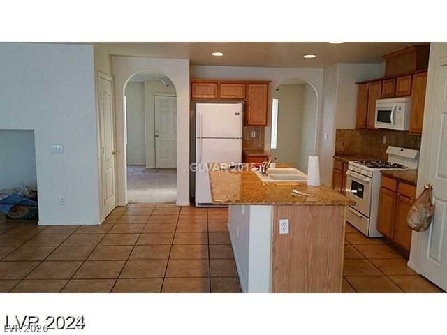 5308 La Quinta Hills Street, North Las Vegas, NV 89081