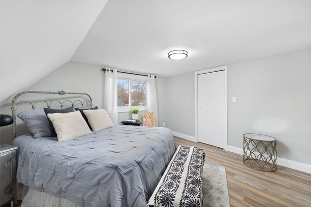 374 Crandall Road, Tiverton, RI 02878