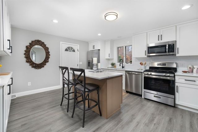 374 Crandall Road, Tiverton, RI 02878