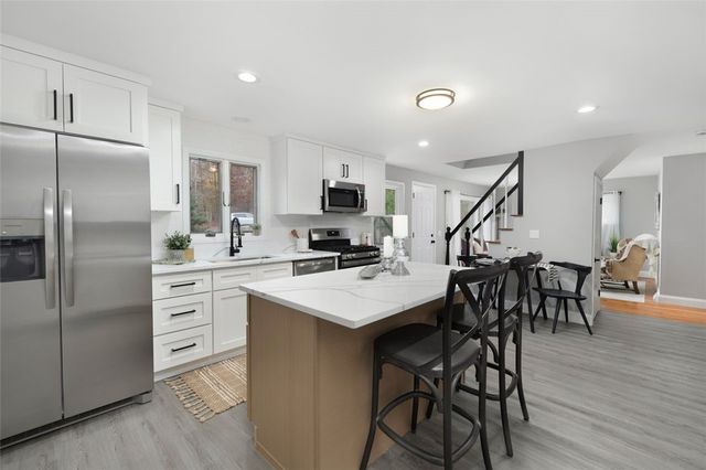 374 Crandall Road, Tiverton, RI 02878