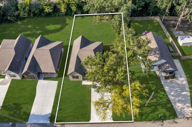 321 Jackson Street, White Bluff, TN 37187