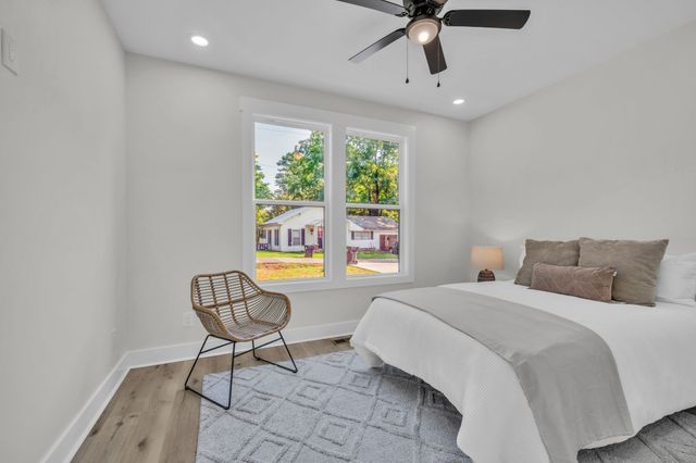 321 Jackson Street, White Bluff, TN 37187