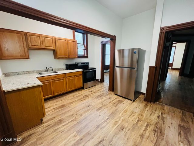 391 Orange Street, Albany, NY 12206